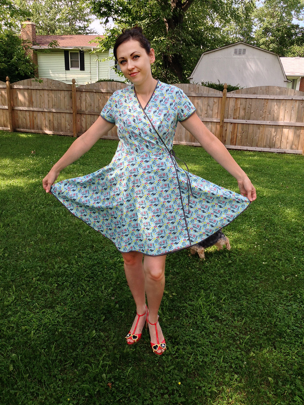 Minerva Crafts Blogger Network – McCalls 6959 Wrap Dress